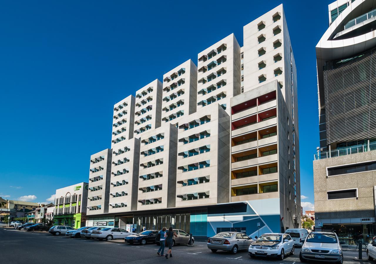 Student Village Melbourne Exterior photo