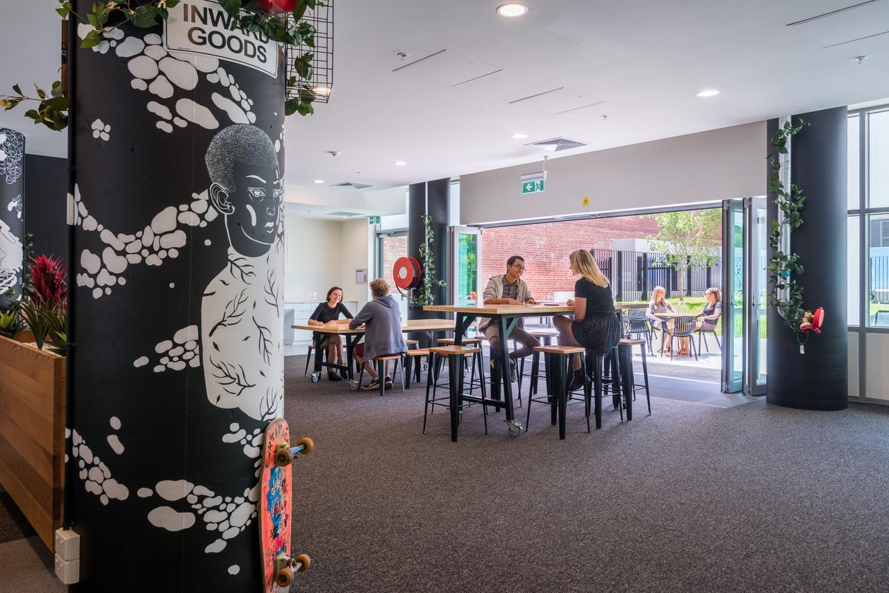 Student Village Melbourne Exterior photo
