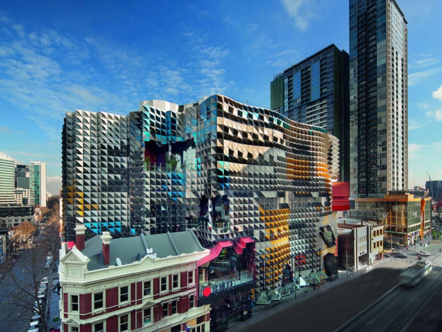 Student Village Melbourne Exterior photo