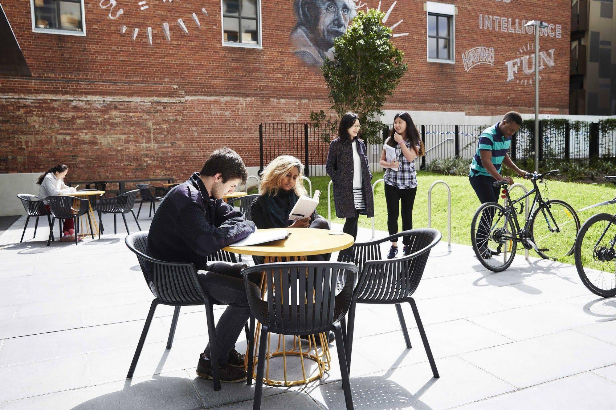 Student Village Melbourne Exterior photo